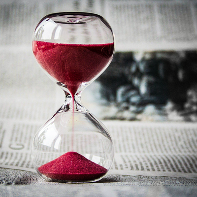 El hábito de desperdiciar algo que jamás volverá a ti: el tiempo